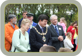 Mayor & Mayoress of Rotherham, with Dennis Meares, naming Green Dragon